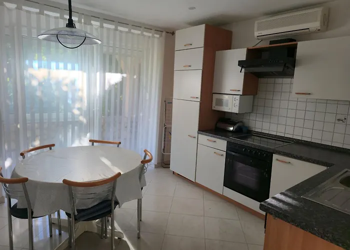 Апартаменты Vanessa Драмаль